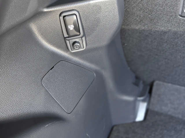Toyota Yaris Hybrid X 2020