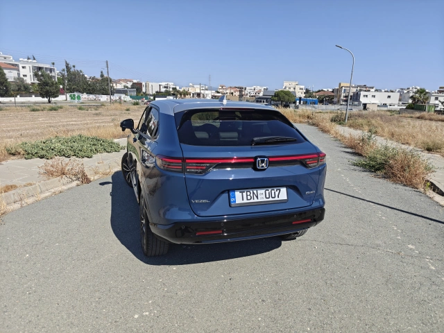 Honda Vezel Z Play Package 2024