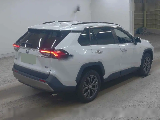 Toyota RAV4 5D 4WD HYBRID G 2024