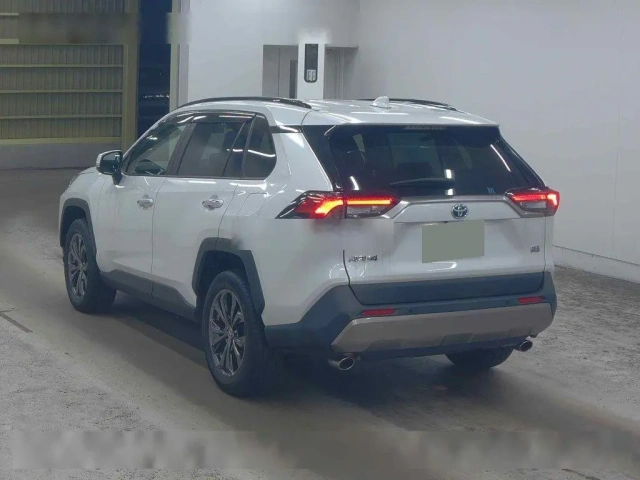 Toyota RAV4 5D 4WD HYBRID G 2024