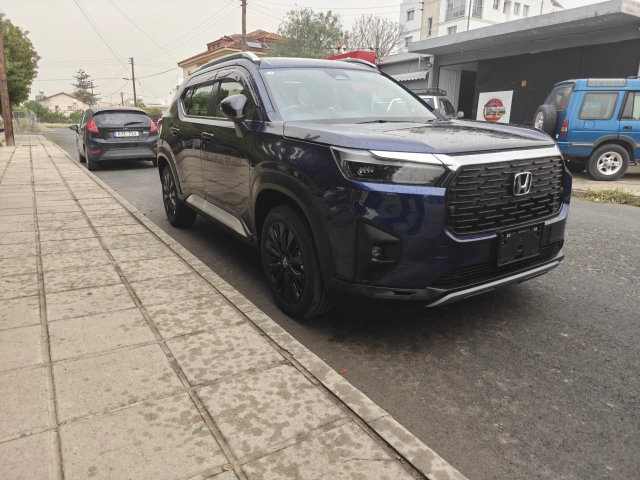 Honda WR-V Z+ BLACK STYLE 2025